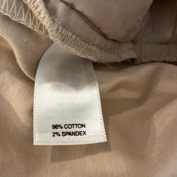 White House Black Market sz: 14 Tan cotton/ Spandex. Slight Sheen. Shorts. - Picture 7 of 14